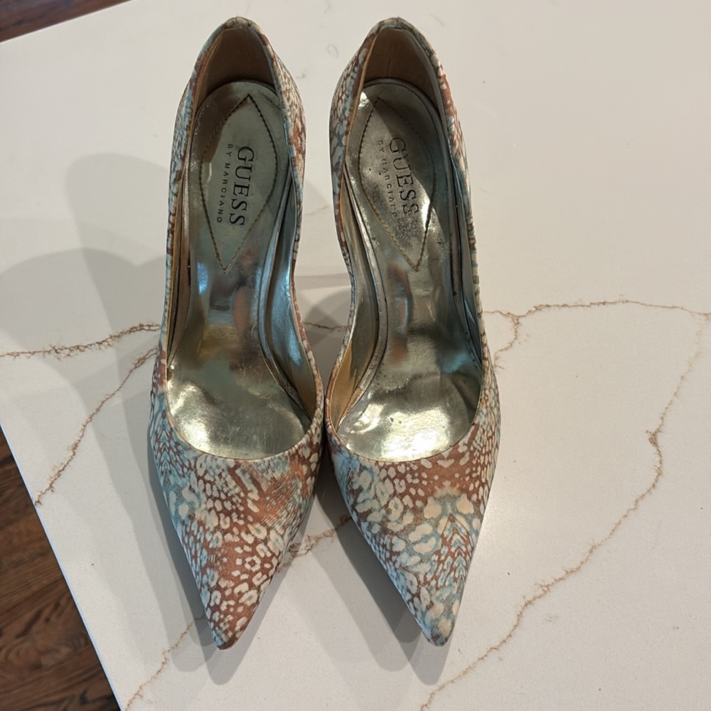 Guess Carrie heels 7.5 - Picture 2 of 5